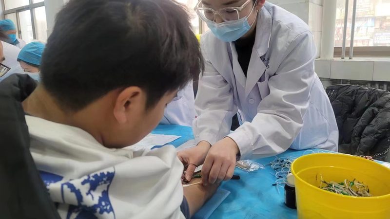 临床基因检测仪：如何选择合适的设备**